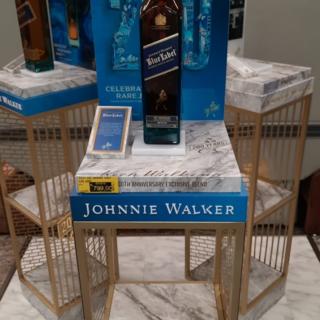 Aplicação de material POP DIAGEO