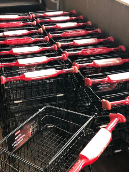 Mídia Indoor Nescafé