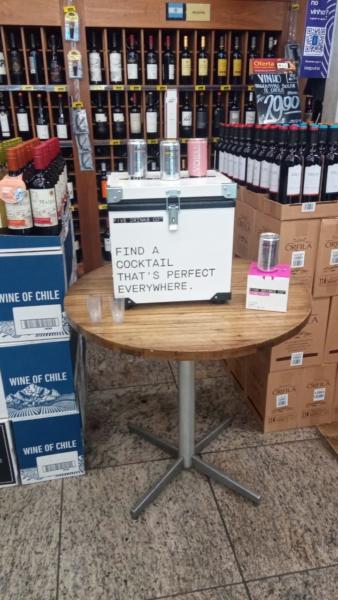 Ação de degustação FIVE DRINKS